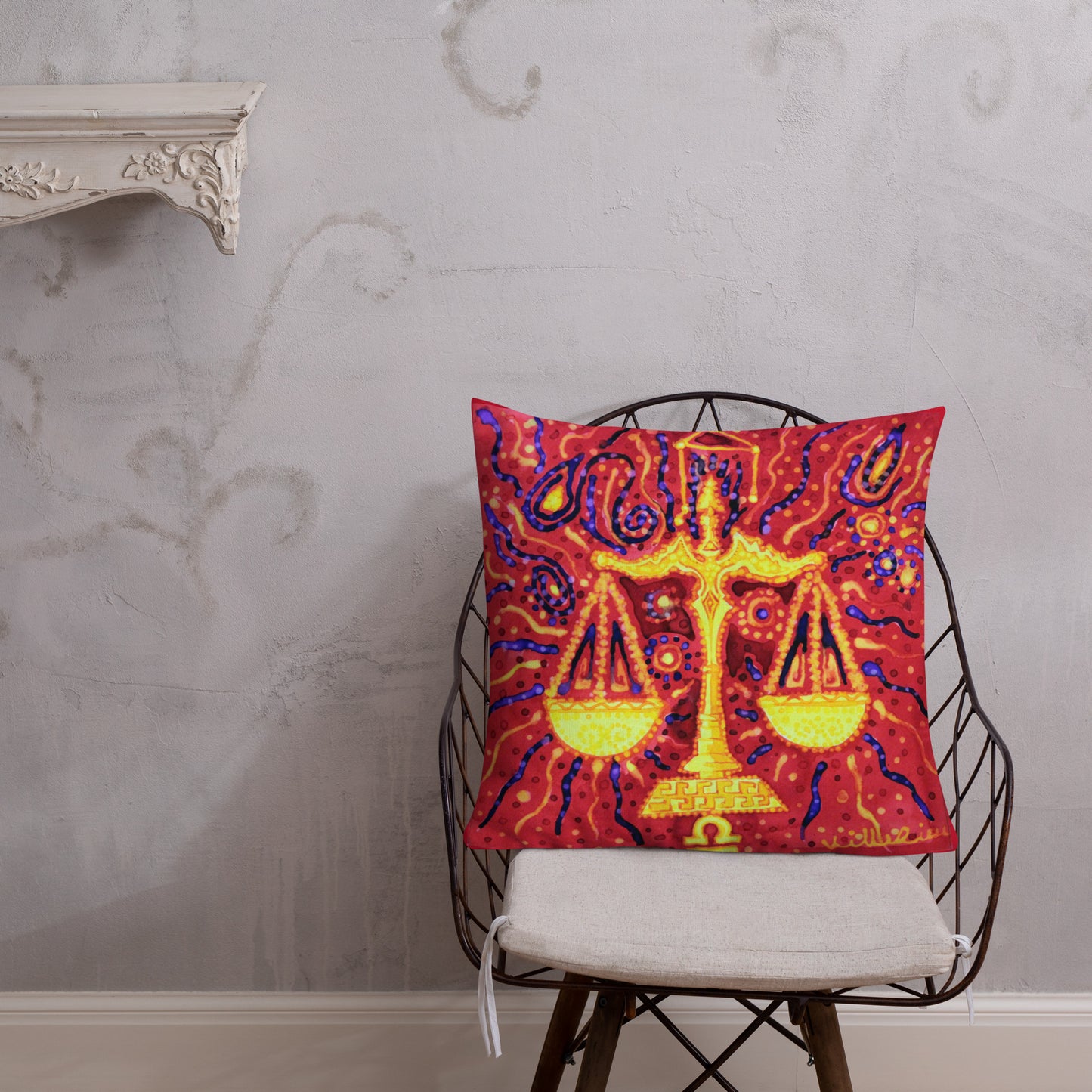 Libra Cushion